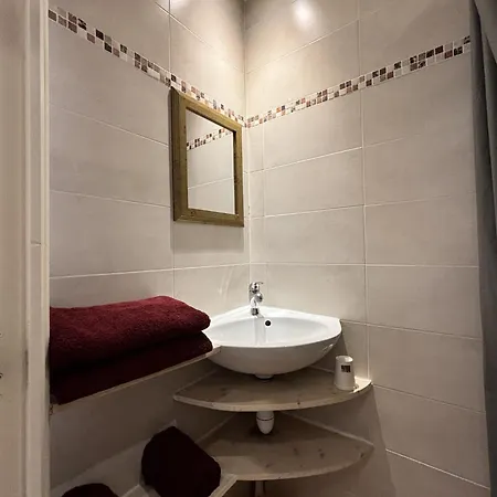 Grand - 1 Lit - 2 Pers Appartement *